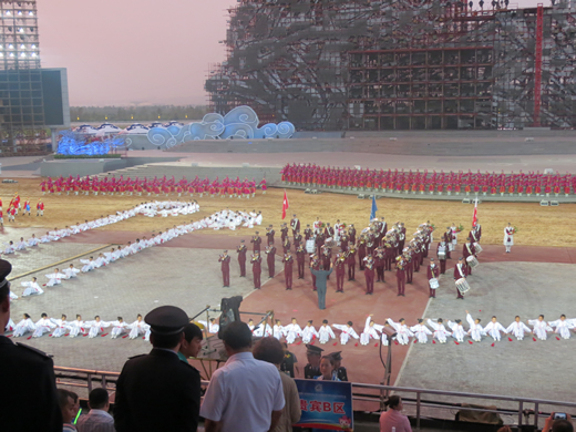 Répétition sur le site du Naadam 2012 d’Ordos